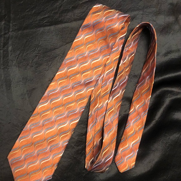 SERICA 💯 % Silk Tie (Authentic) - Picture 6 of 7